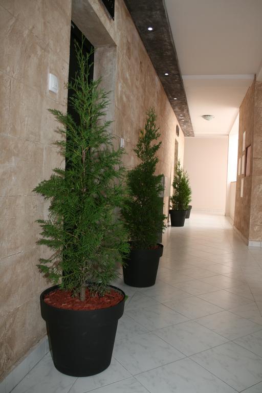 Lola Apartments Banja Koviljaca Luaran gambar