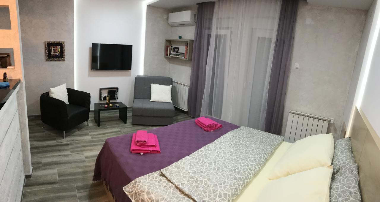 Lola Apartments Banja Koviljaca Luaran gambar